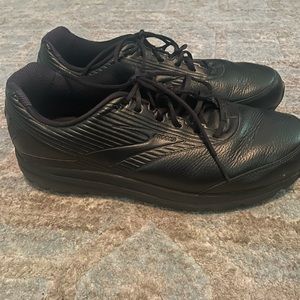 Men’s Leather Brooks~ Size 15 Wide